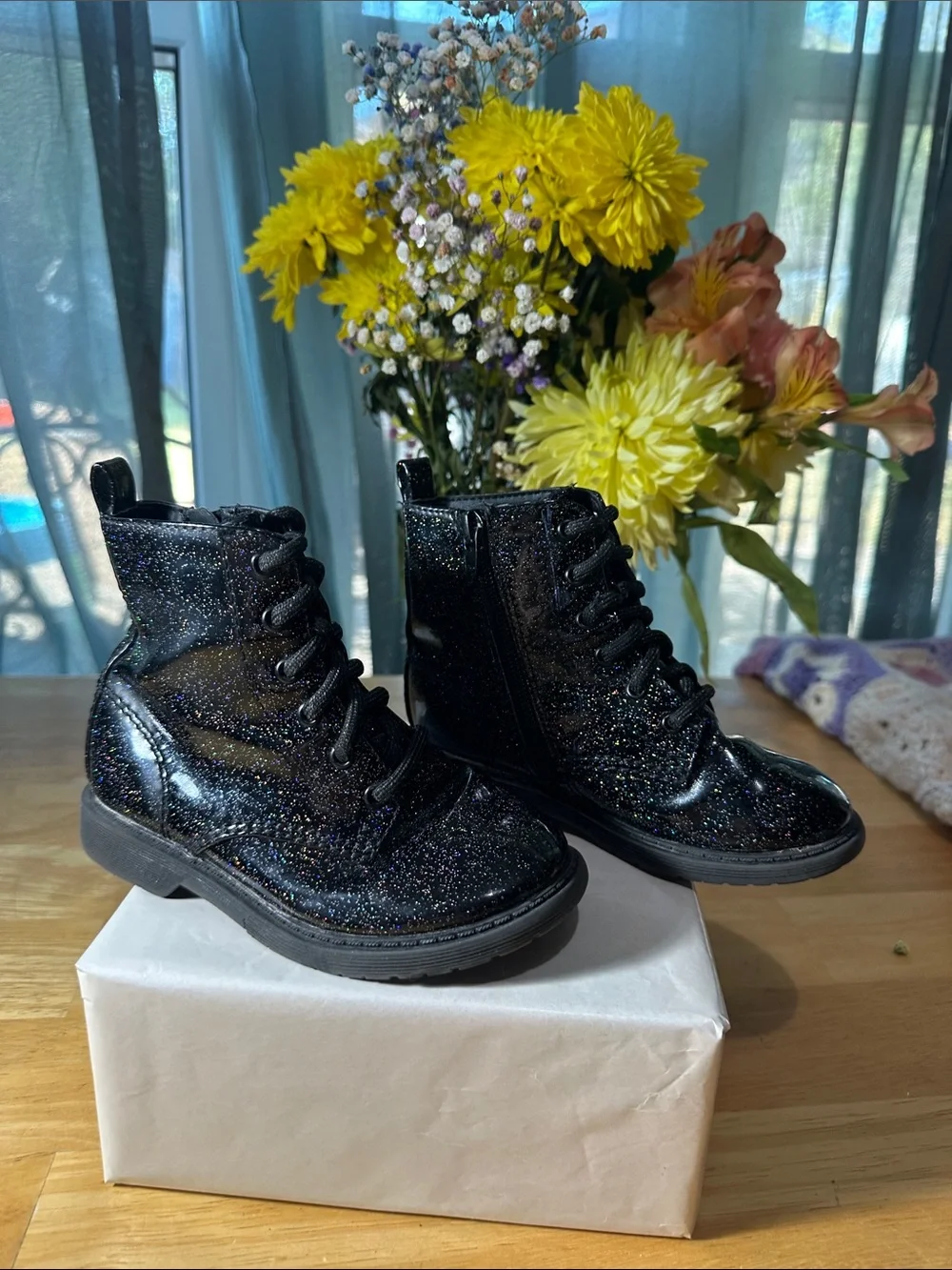 🤩Girls' Black Glitter Lace-Up Ankle Boots - Sparkle Finish. 🎁3